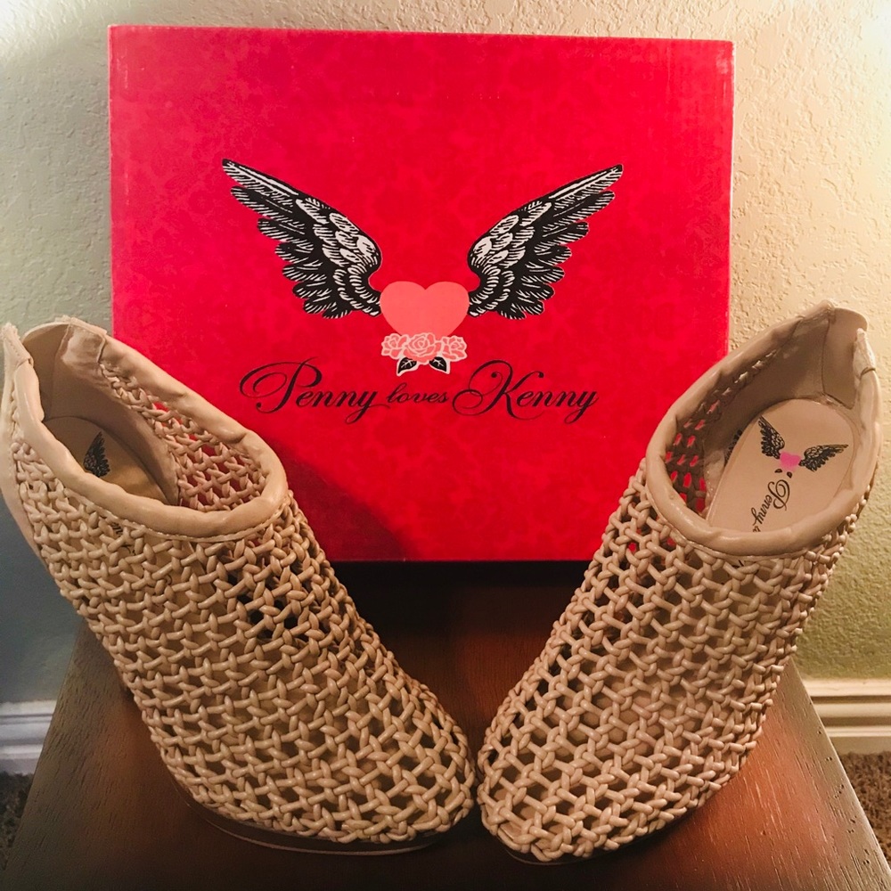 Penny Loves Kenny Booties